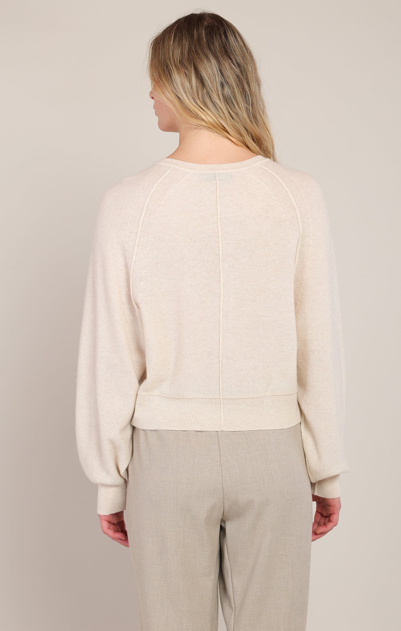Chandail Henley perle avec boutons au col Room 34 pour femme