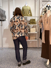 Chandail imprimé à carrés bleu denim Léran Rien ne se perd, tout se crée SKU Léran pour femme