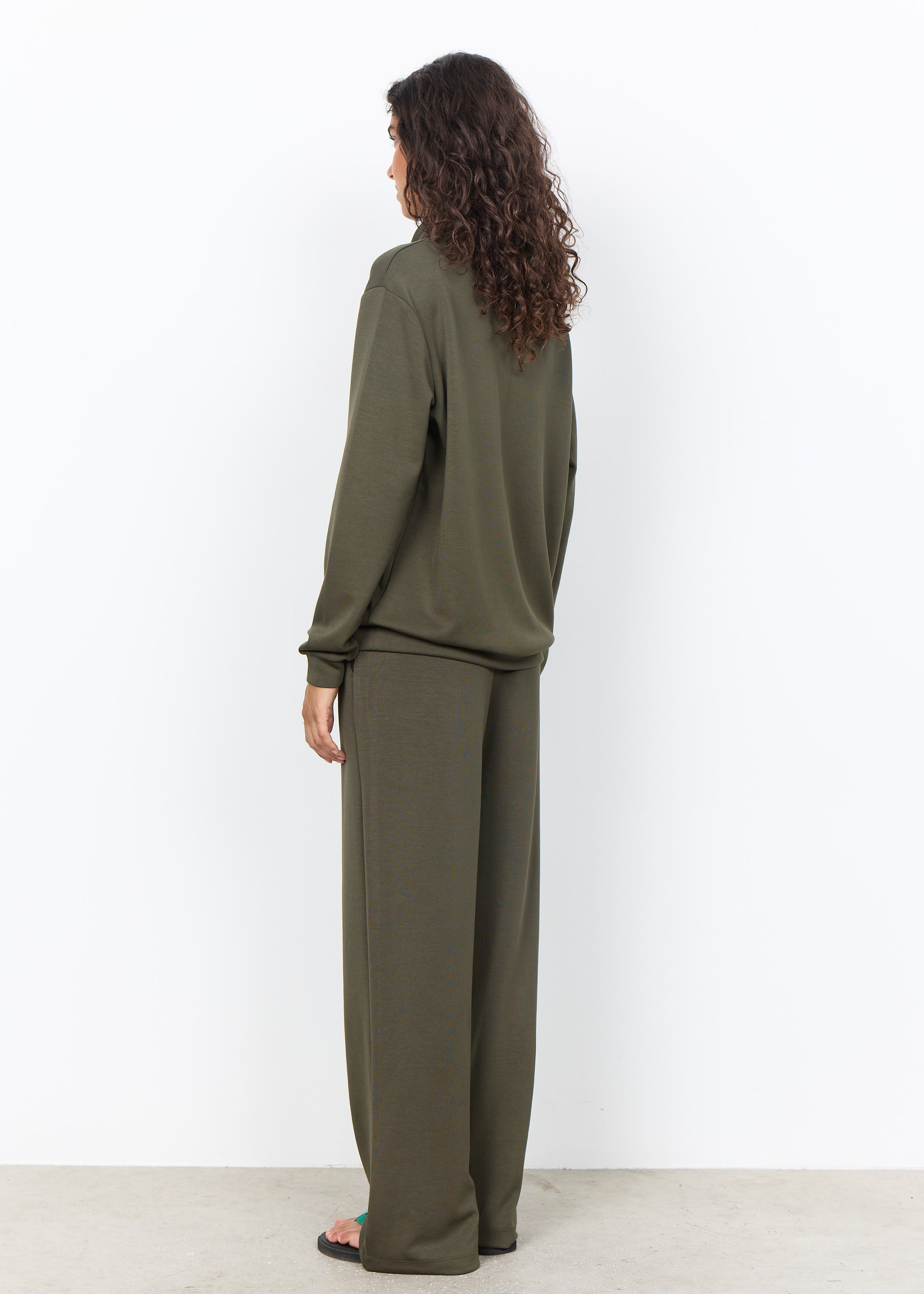 Chandail scuba vert forêt à col montant Soya Concept pour femme