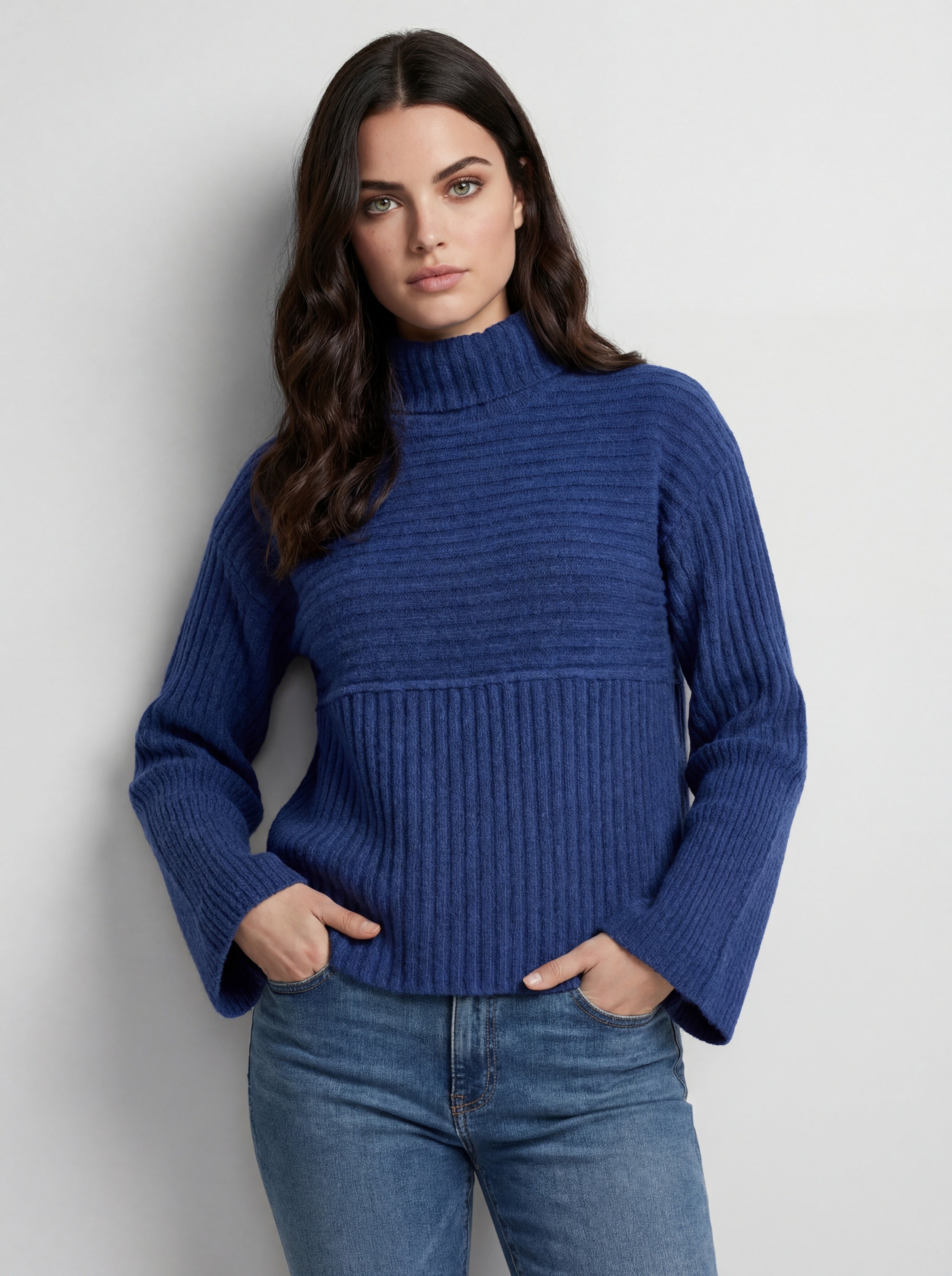 Chandail en tricot saphir à col roulé et manches longues CYC Coco Y Club pour femme
