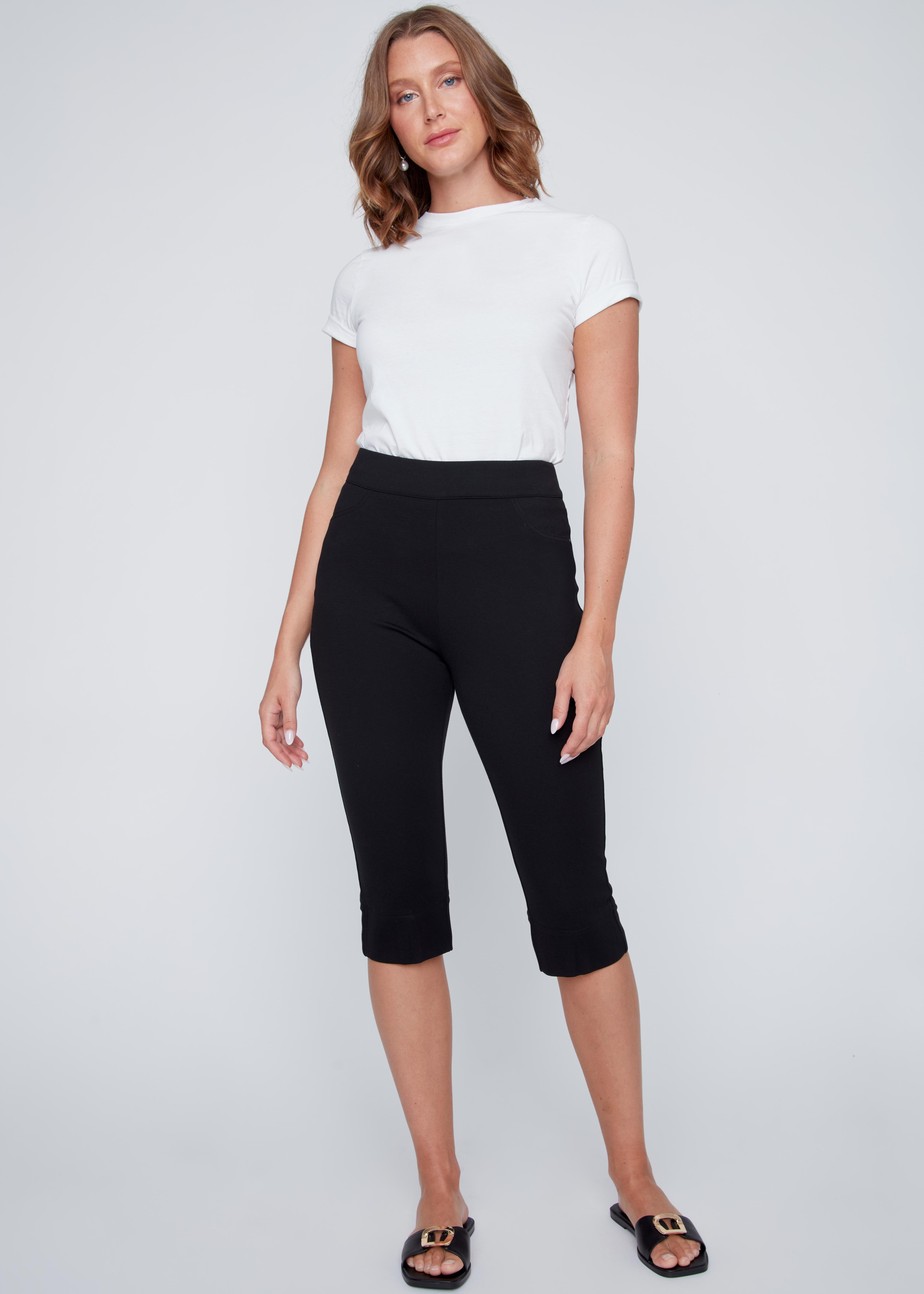 Capri  noir, marine ou blanc sans zip, tissu souple et confortable avec extensibilité, style épuré et pratique.