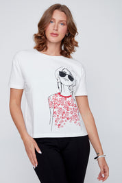 T-shirt pour femme à manches courtes rouge avec imprimé, tissu confortable en coton avec extensibilité.