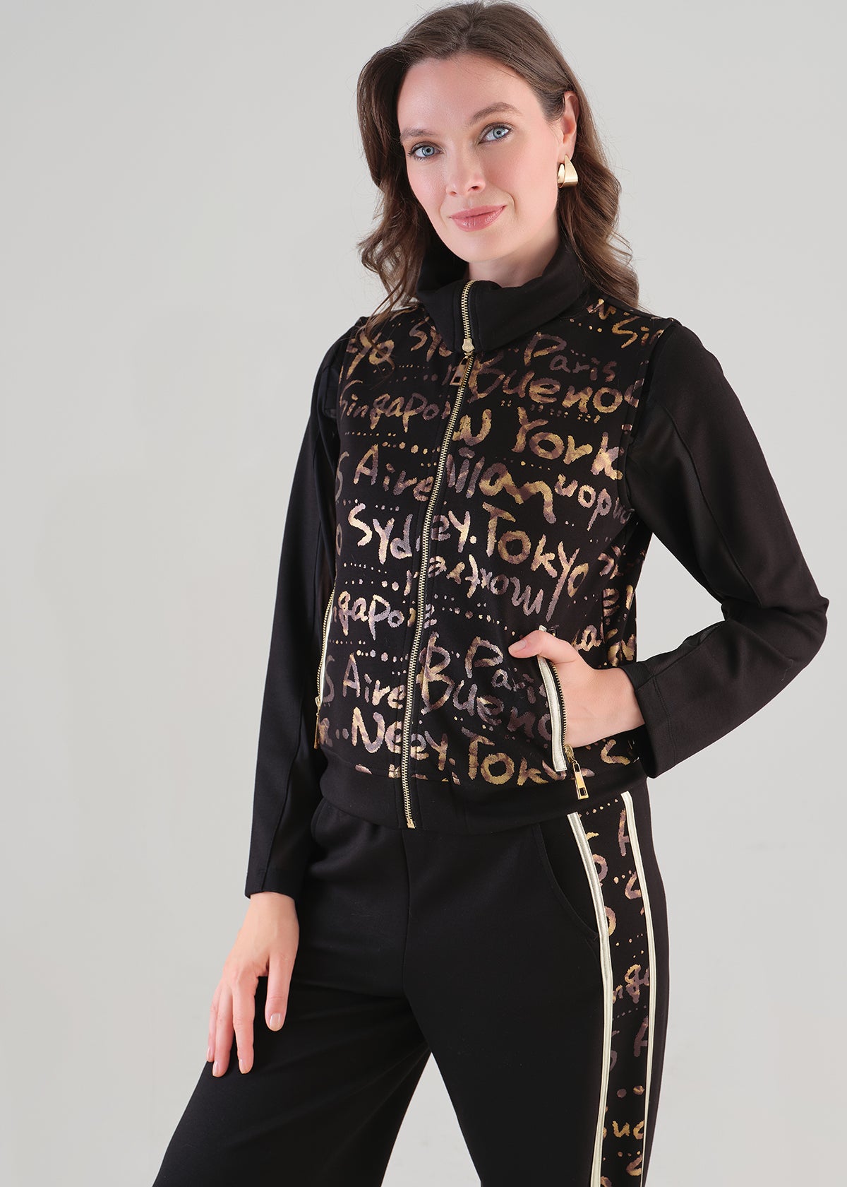 Pantalon Noir à Jambe Droite et Bande Lettrée - Tricotto - photo 2