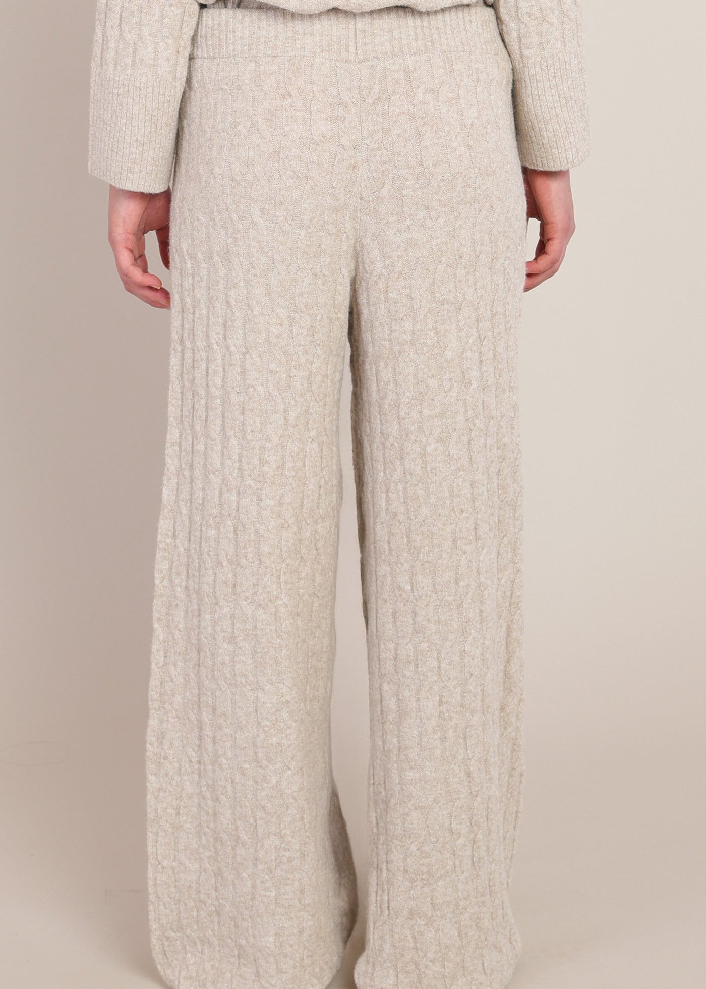 Pantalon en tricot torsadé beige à jambe large Room 34 pour femme