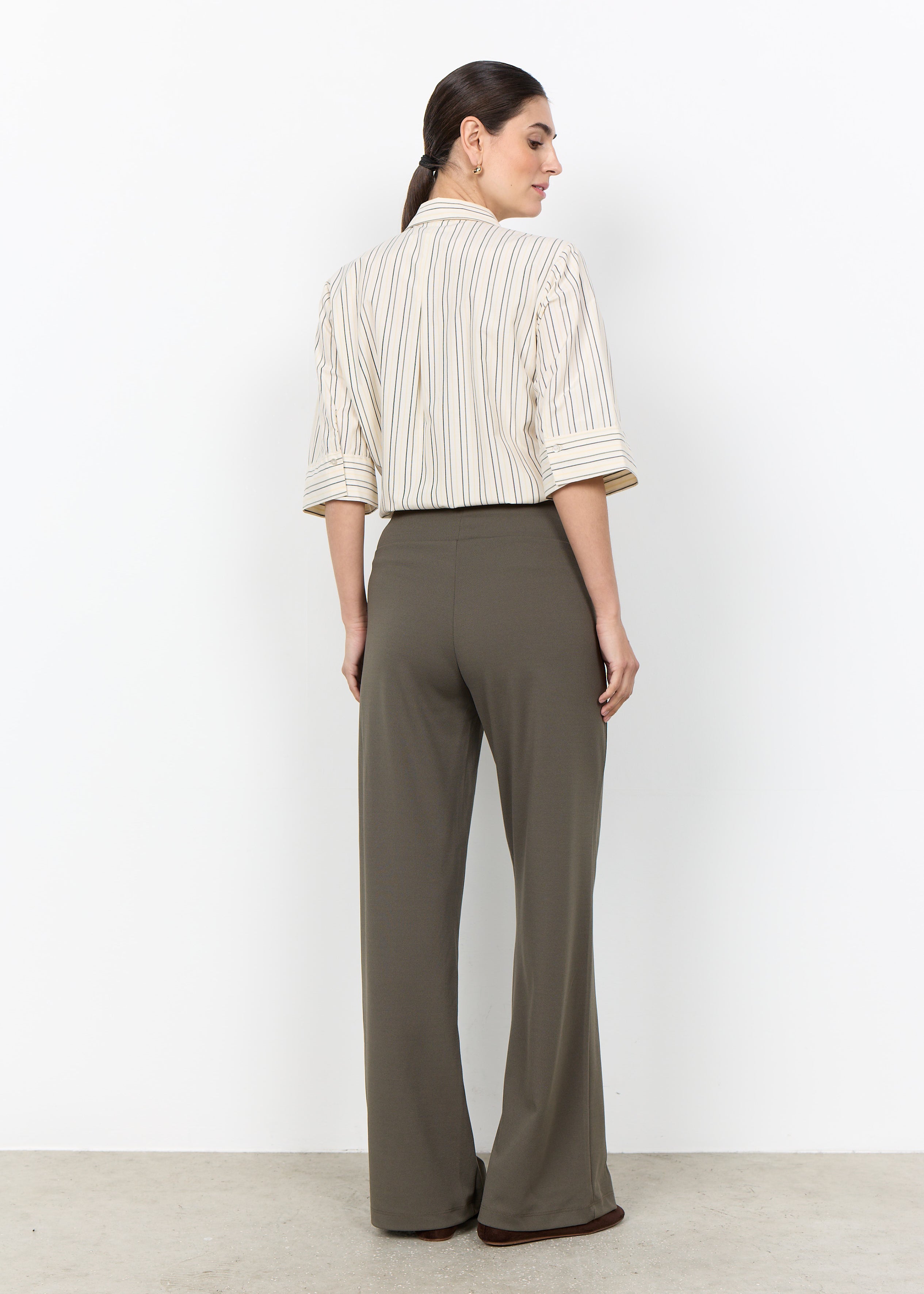 Pantalon fluide kaki Soya Concept 26188 pour femme avec taille élastique