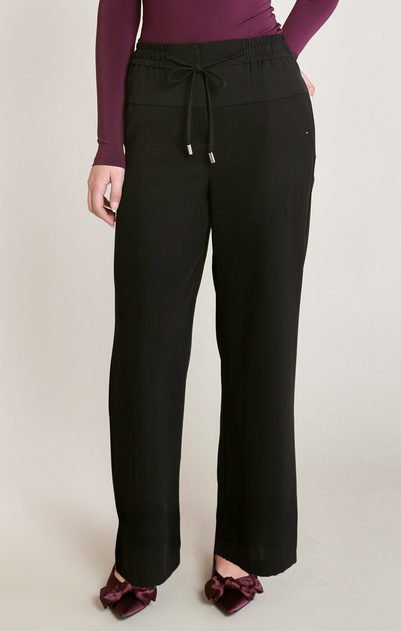 Pantalon large noir à empiècement satiné Dex pour femme