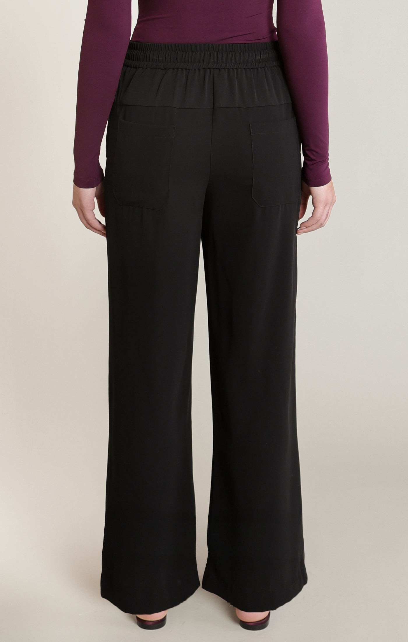 Pantalon large noir à empiècement satiné Dex pour femme