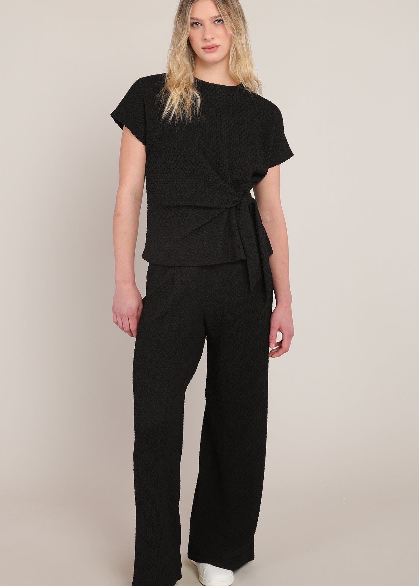 Pantalon texturé noir à jambe large Room 34 pour femme