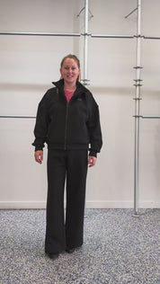 Pantalon Noir à Jambe Large et Taille Élastique