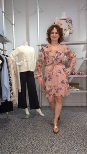 Robe Courte Ceinturée à Volants Imprimé de Fleurs