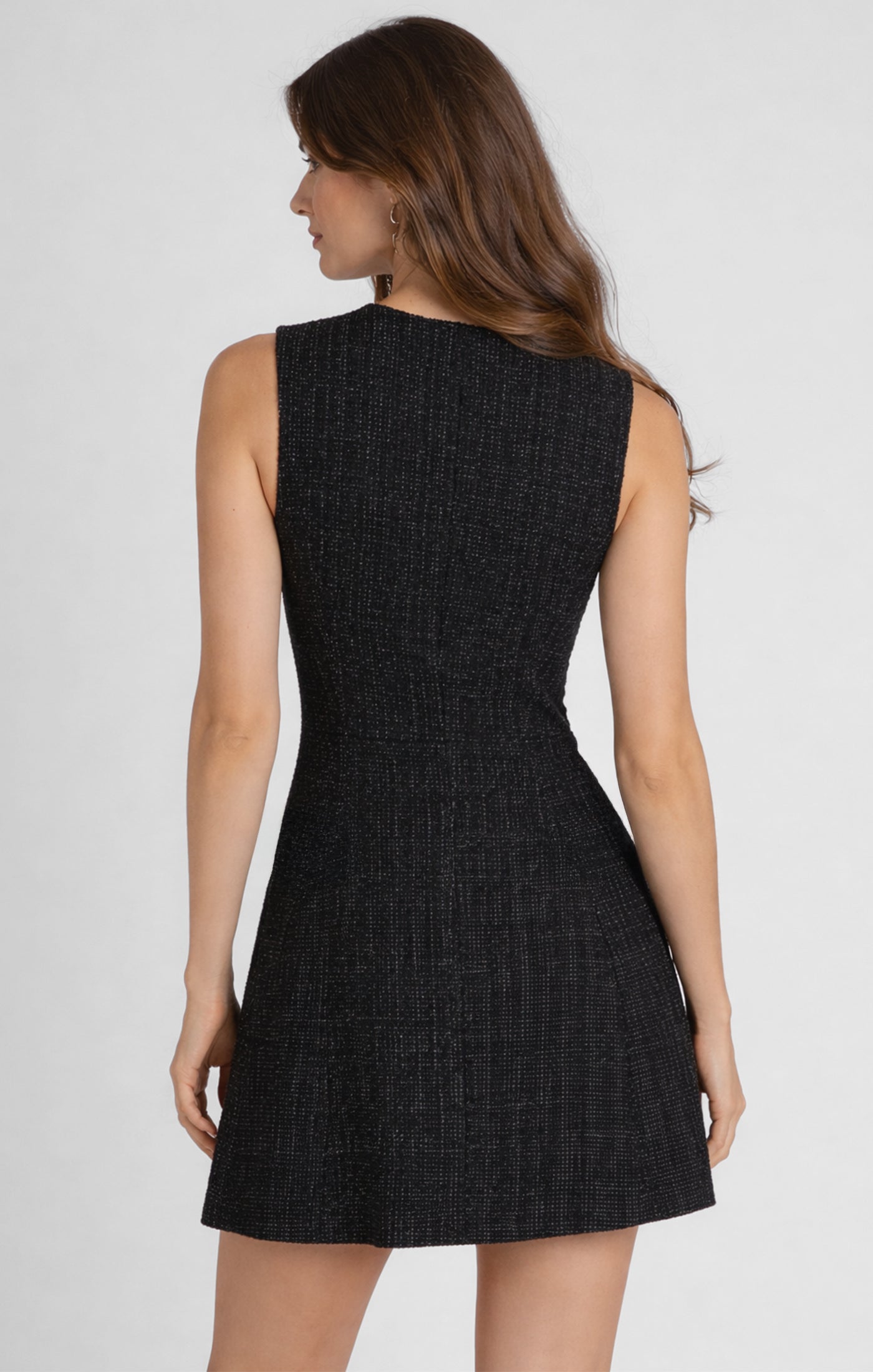 Robe courte en tweed noir brillante avec col en V Dex pour femme