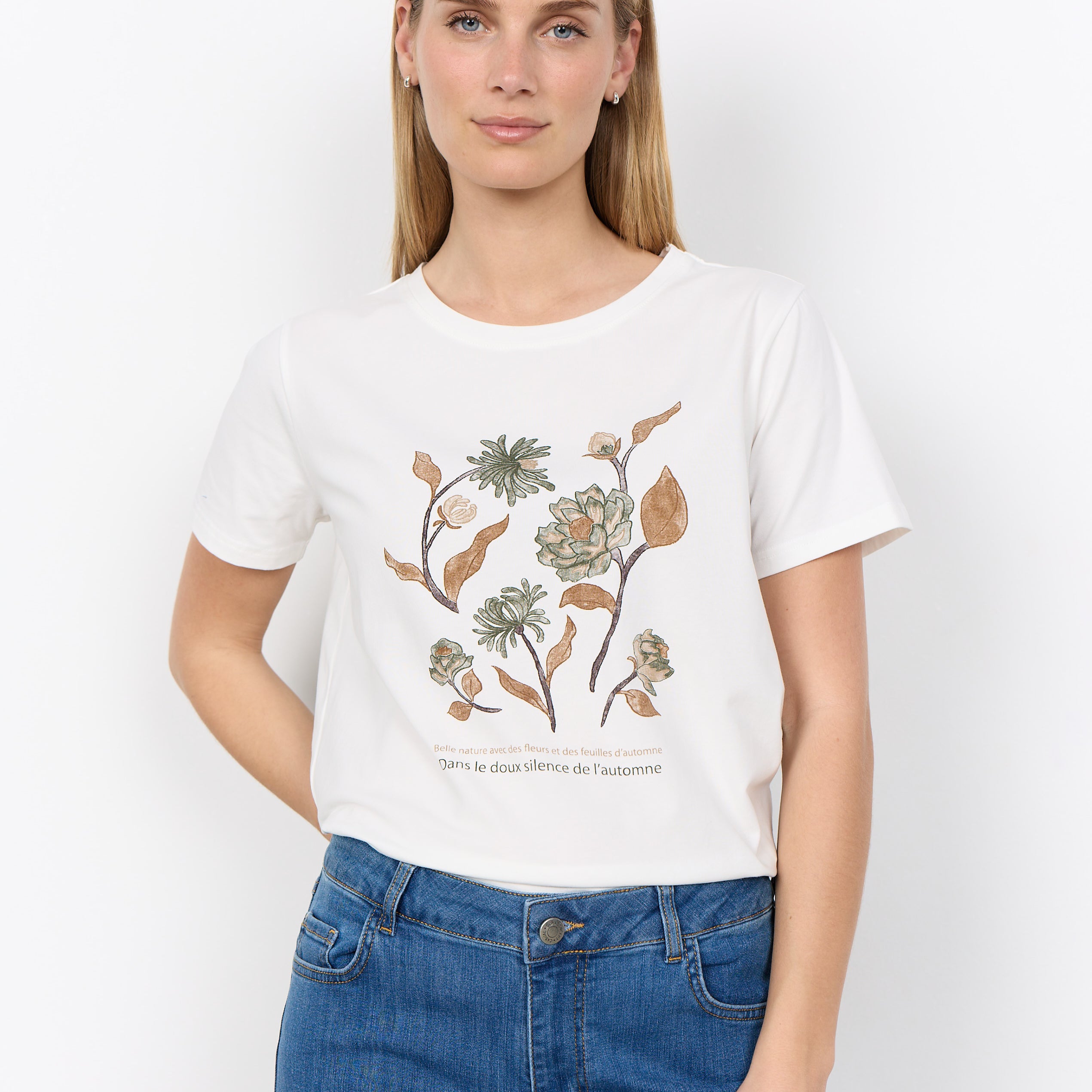 T-Shirt Imprimé Fleurs et Feuilles d'Automne Blanc Soya Concept Femme