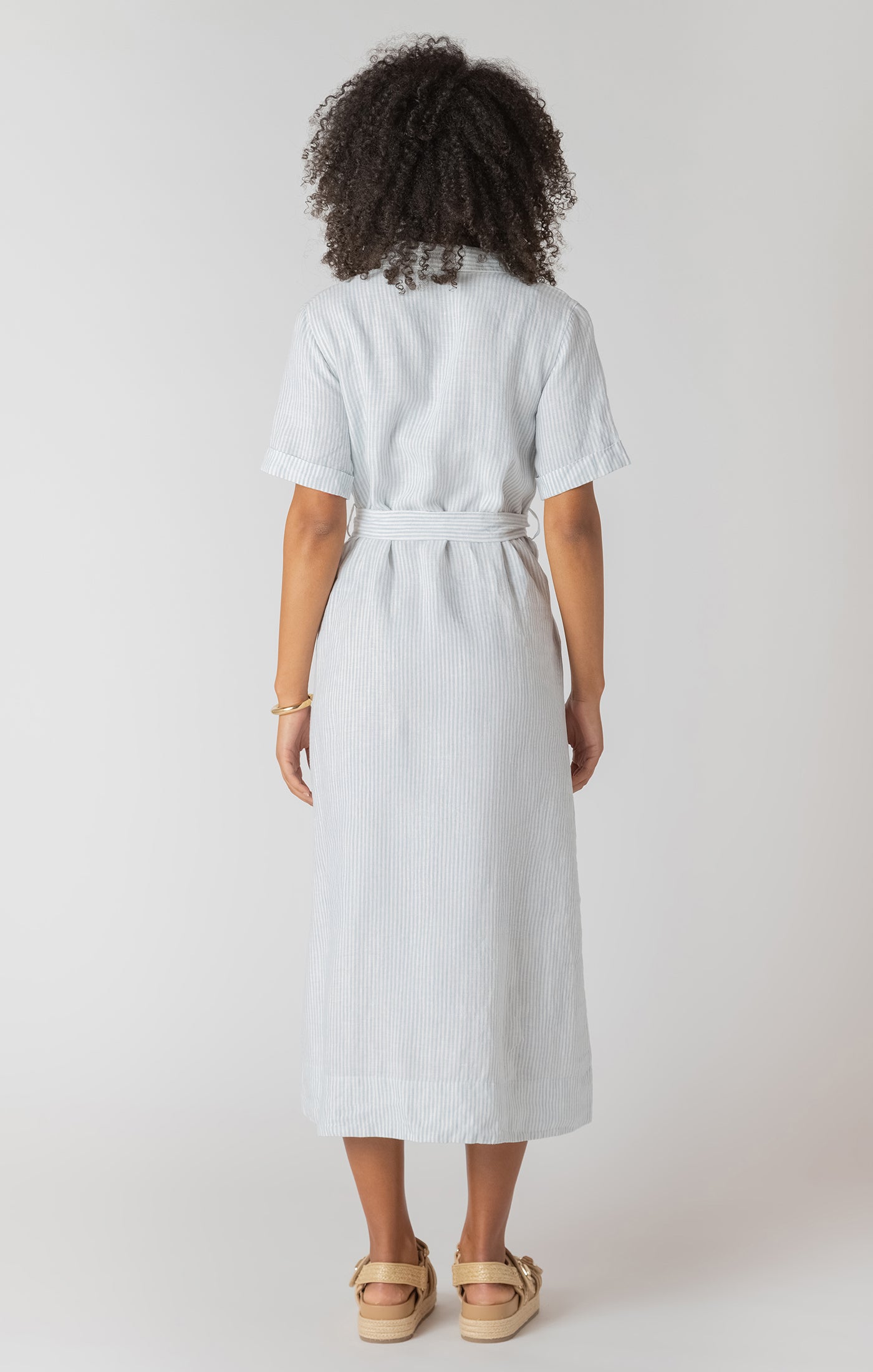 Robe Chemisier Longue avec Ceinture à Rayures Fines