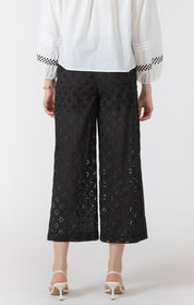 Pantalon Large 3/4 en Broderie Anglaise