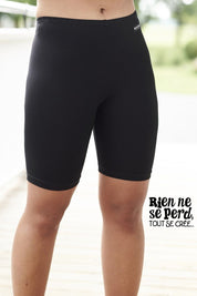 Cuissard noir pour femme, tissu extensible en rayonne et spandex, style confortable et polyvalent.